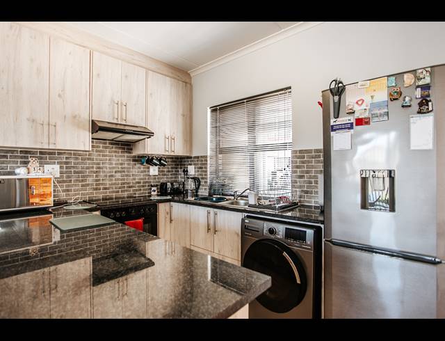 2 BEDROOM APARTMENT FOR SALE IN WINDSOR PARK ESTATE